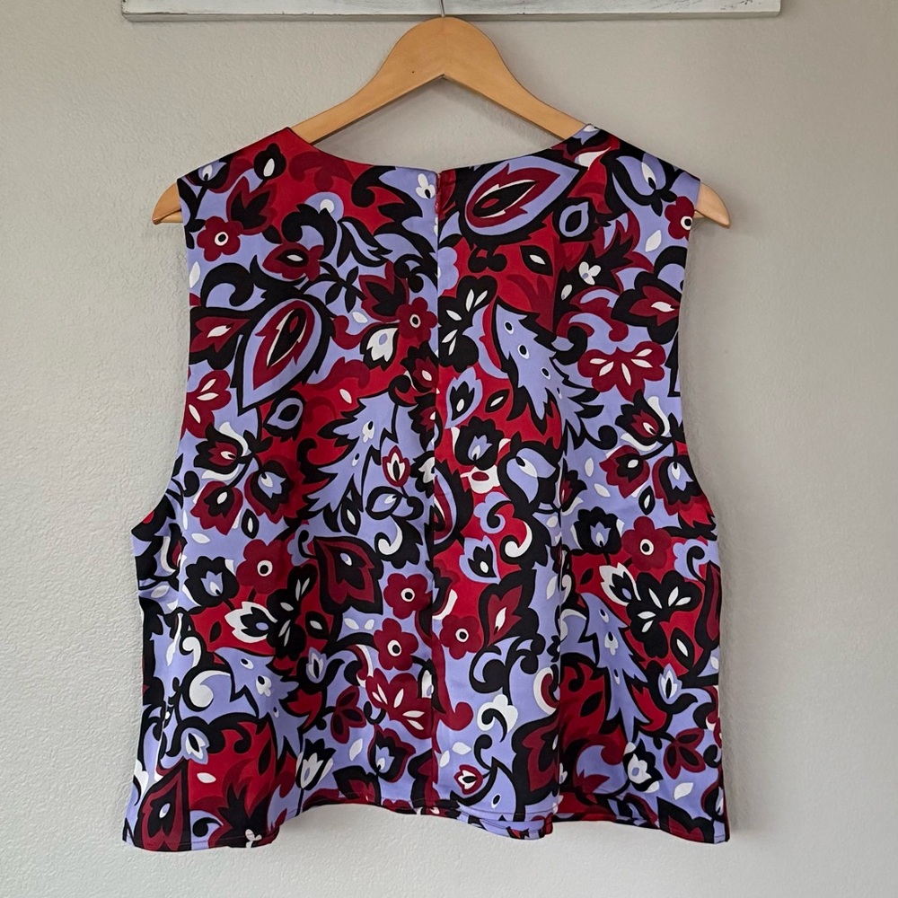 ANN TAYLOR NWT XXL Paisley Tank in Iconic Red • Floral Sleeveless Shell Top - Picture 4 of 11